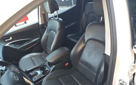 Hyundai Santa Fe III рестайлинг, 2015 год, 2 250 000 рублей, 23 фотография