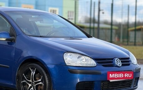 Volkswagen Golf V, 2004 год, 395 000 рублей, 2 фотография