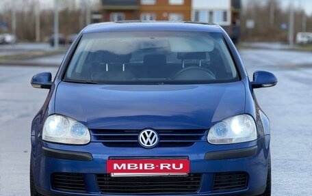 Volkswagen Golf V, 2004 год, 395 000 рублей, 3 фотография