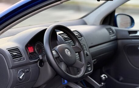 Volkswagen Golf V, 2004 год, 395 000 рублей, 16 фотография