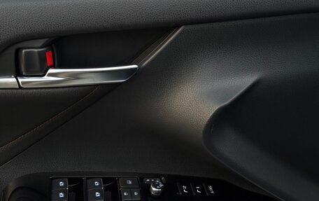 Toyota Camry, 2018 год, 2 650 000 рублей, 15 фотография