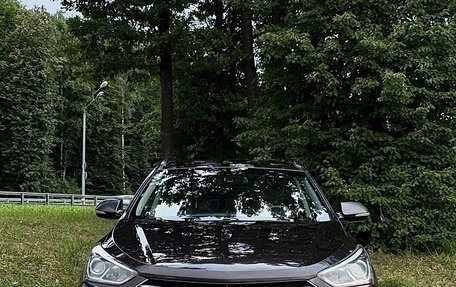 Hyundai Santa Fe III рестайлинг, 2017 год, 2 200 000 рублей, 3 фотография
