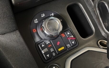Land Rover Discovery IV, 2011 год, 1 519 000 рублей, 21 фотография