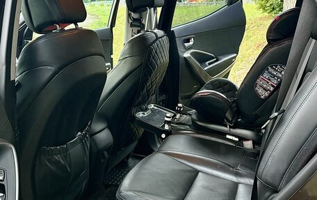 Hyundai Santa Fe III рестайлинг, 2017 год, 2 200 000 рублей, 19 фотография