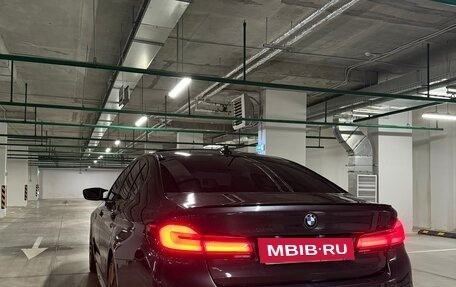 BMW 5 серия, 2018 год, 3 050 000 рублей, 5 фотография