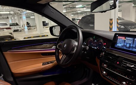 BMW 5 серия, 2018 год, 3 050 000 рублей, 12 фотография
