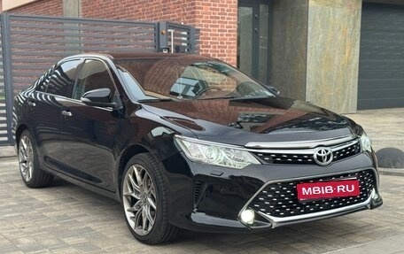 Toyota Camry, 2015 год, 1 700 000 рублей, 1 фотография