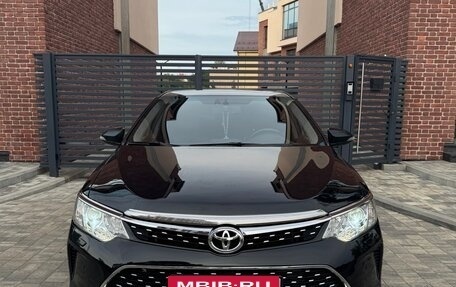Toyota Camry, 2015 год, 1 700 000 рублей, 4 фотография
