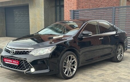 Toyota Camry, 2015 год, 1 700 000 рублей, 7 фотография