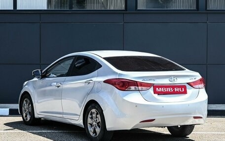 Hyundai Avante, 2011 год, 899 000 рублей, 2 фотография