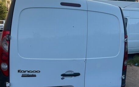 Renault Kangoo II рестайлинг, 2013 год, 580 000 рублей, 3 фотография