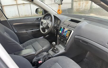 Skoda Octavia, 2010 год, 380 000 рублей, 6 фотография