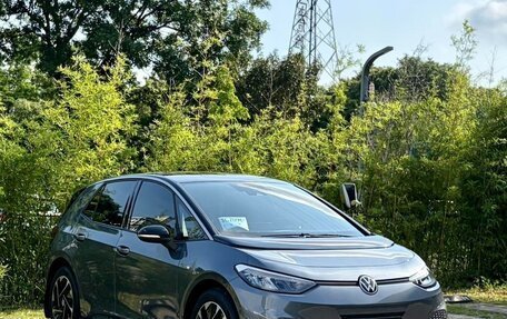 Volkswagen ID.3 I, 2024 год, 2 630 000 рублей, 3 фотография