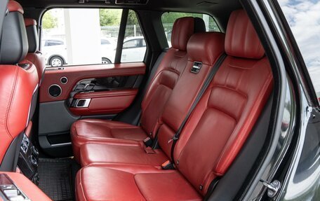 Land Rover Range Rover IV рестайлинг, 2019 год, 9 270 000 рублей, 12 фотография