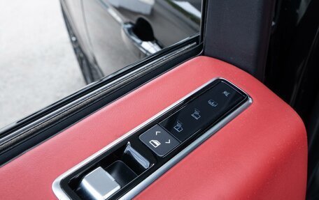 Land Rover Range Rover IV рестайлинг, 2019 год, 9 270 000 рублей, 26 фотография