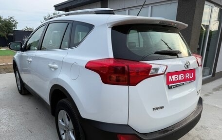 Toyota RAV4, 2014 год, 1 980 000 рублей, 5 фотография