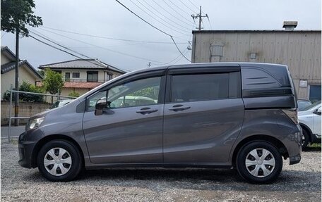 Honda Freed I, 2014 год, 780 000 рублей, 6 фотография