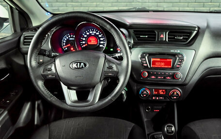 KIA Rio III рестайлинг, 2013 год, 800 000 рублей, 17 фотография