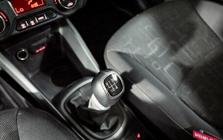 KIA Rio III рестайлинг, 2013 год, 800 000 рублей, 15 фотография
