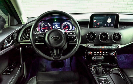 KIA Stinger I, 2018 год, 2 630 000 рублей, 18 фотография