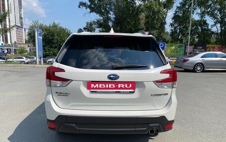 Subaru Forester, 2021 год, 2 950 000 рублей, 6 фотография