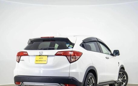 Honda Vezel, 2017 год, 1 799 999 рублей, 2 фотография