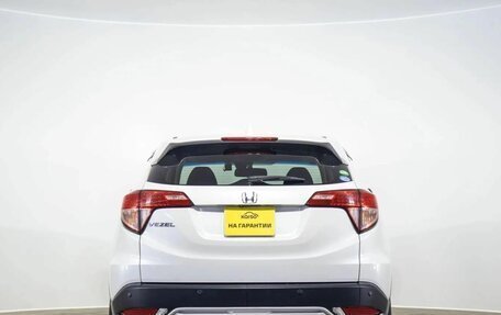 Honda Vezel, 2017 год, 1 799 999 рублей, 6 фотография