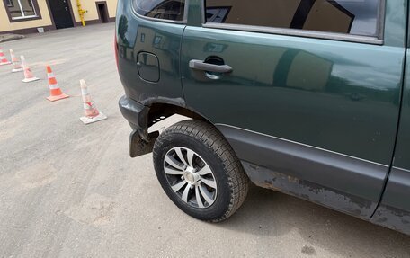 Chevrolet Niva I рестайлинг, 2004 год, 315 000 рублей, 5 фотография