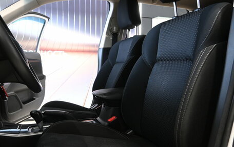Mitsubishi Outlander III рестайлинг 3, 2018 год, 1 550 000 рублей, 14 фотография