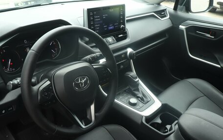 Toyota RAV4, 2019 год, 3 150 000 рублей, 5 фотография