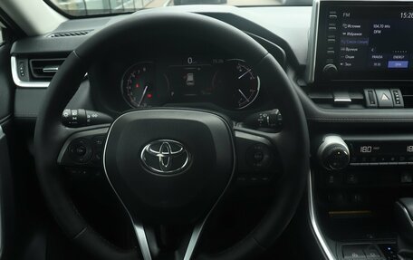 Toyota RAV4, 2019 год, 3 150 000 рублей, 12 фотография