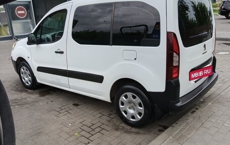 Peugeot Partner II рестайлинг 2, 2014 год, 715 000 рублей, 8 фотография