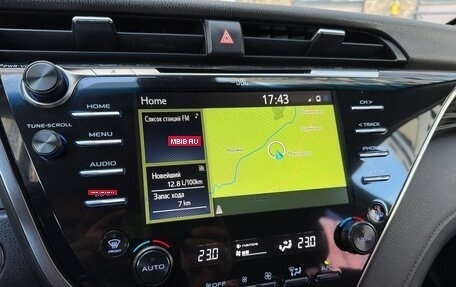 Toyota Camry, 2019 год, 2 390 000 рублей, 13 фотография