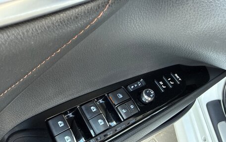 Toyota Camry, 2019 год, 2 390 000 рублей, 20 фотография