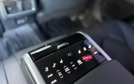 Toyota Camry, 2019 год, 2 390 000 рублей, 17 фотография