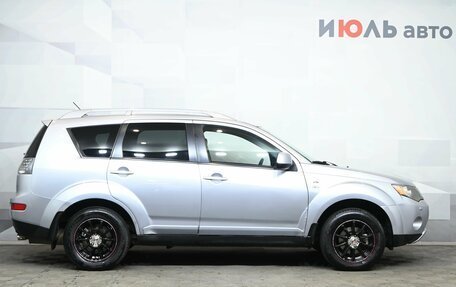 Mitsubishi Outlander III рестайлинг 3, 2006 год, 1 100 000 рублей, 8 фотография
