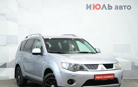 Mitsubishi Outlander III рестайлинг 3, 2006 год, 1 100 000 рублей, 3 фотография