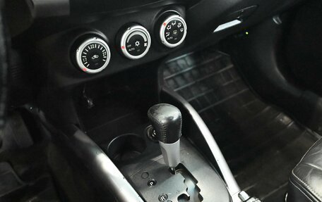 Mitsubishi Outlander III рестайлинг 3, 2006 год, 1 100 000 рублей, 14 фотография