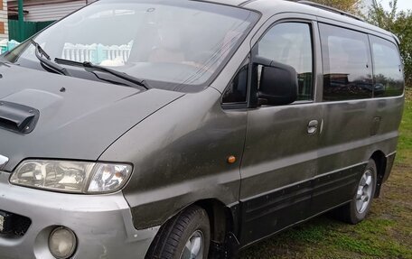 Hyundai Starex I рестайлинг, 2001 год, 300 000 рублей, 1 фотография