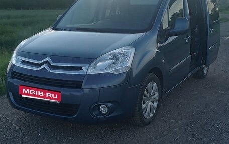 Citroen Berlingo II рестайлинг, 2011 год, 660 000 рублей, 3 фотография