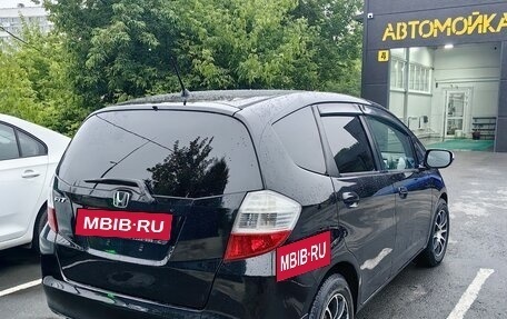 Honda Fit III, 2010 год, 530 000 рублей, 6 фотография