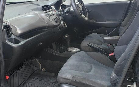 Honda Fit III, 2010 год, 530 000 рублей, 21 фотография