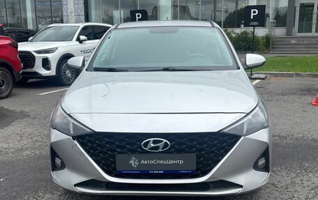 Hyundai Solaris II рестайлинг, 2021 год, 998 000 рублей, 3 фотография