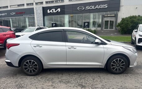 Hyundai Solaris II рестайлинг, 2021 год, 998 000 рублей, 5 фотография