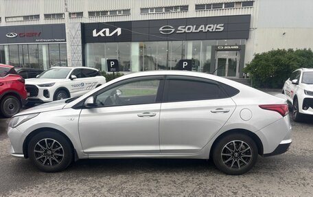 Hyundai Solaris II рестайлинг, 2021 год, 998 000 рублей, 6 фотография