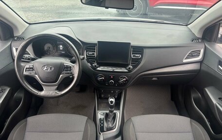 Hyundai Solaris II рестайлинг, 2021 год, 998 000 рублей, 12 фотография