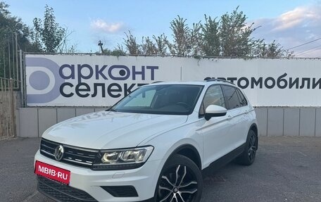 Volkswagen Tiguan II, 2020 год, 2 850 000 рублей, 1 фотография