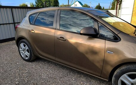Opel Astra J, 2013 год, 750 000 рублей, 4 фотография