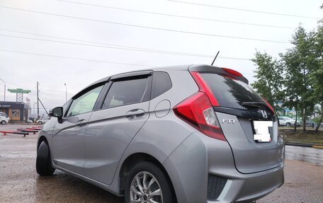 Honda Fit III, 2016 год, 950 000 рублей, 4 фотография