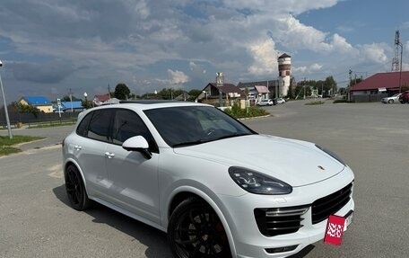 Porsche Cayenne III, 2016 год, 5 270 000 рублей, 2 фотография
